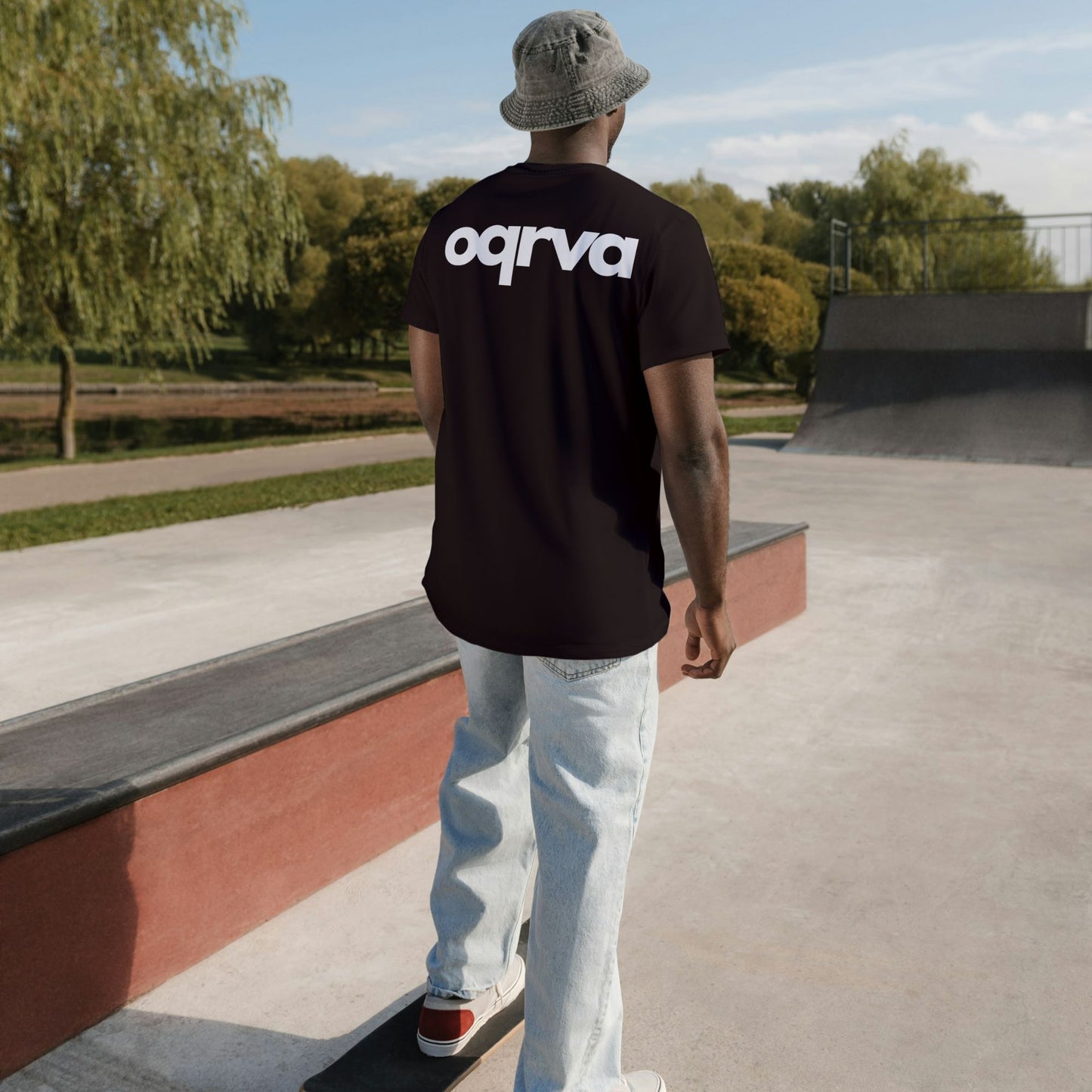 REALIST Heavy Duty T-Shirt Small Front and Big Back Logo MAN