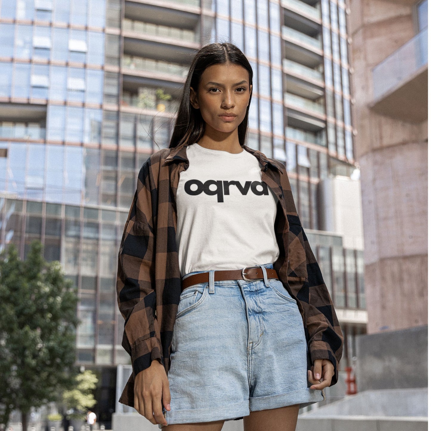 REALIST Heavy Duty T-Shirt Big Front Logo WOMAN