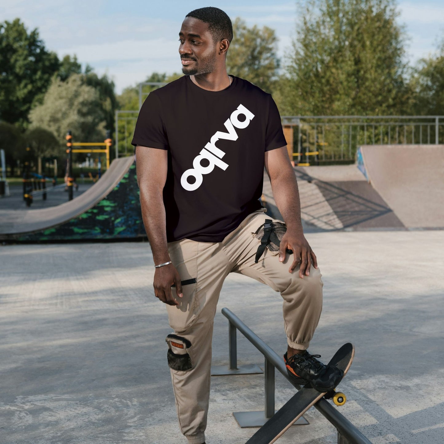DIAGONAL Heavy Duty T-Shirt Front Logo MAN